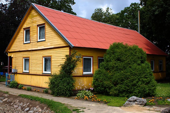 Mosėdis, Lithuania: Yellow House