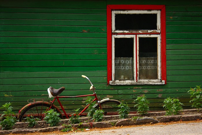 Mosėdis, Lithuania: Red Bike